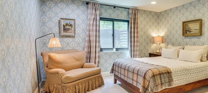 Ski, Hike & More: Homey Huntsville Retreat! Hotels in Weber County