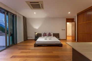 รูปภาพของที่พักพูลวิลล่า 3 ห้องนอน ริมหาด พร้อมสระว่ายน้ำแบบไร้ขอบ วี38