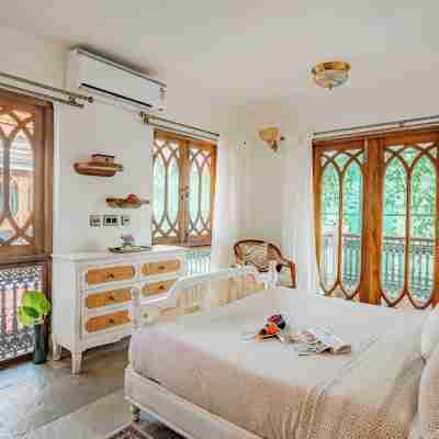 Kensho Daisy 5BHK Rooms