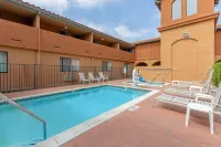 歐申賽德凱藝套房飯店-近彭德爾頓營