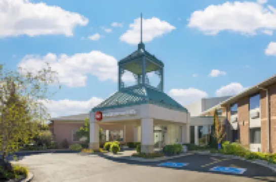 Best Western Plus Stoneridge Inn  Conference Centre Hotels in Middlesex County