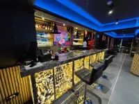 HOTEL ZANIAH - bars