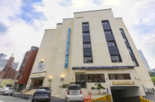 Daisy Hotel Changwon