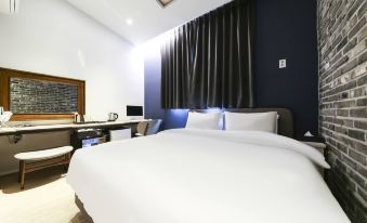 Gangneung Some Self-service Motel Drive In