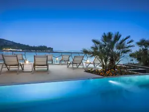 โฮเทลบูทีคและดีไซน์ นาวิส