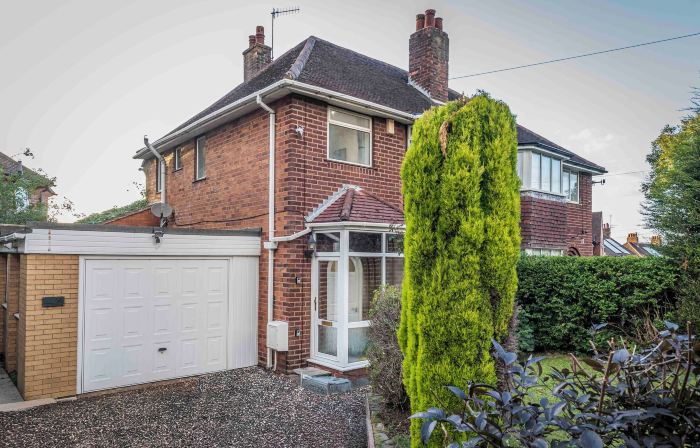 Cosy Home in Stoke on Trent