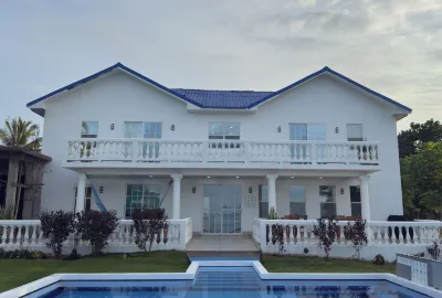 Emerald Luxe Suites Hotels in 