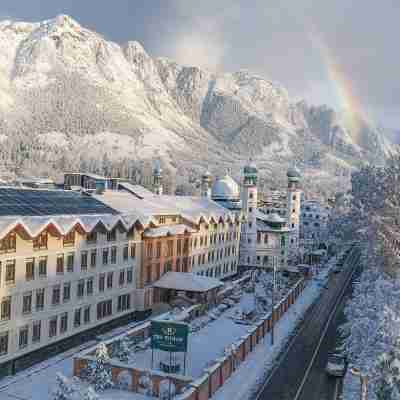 Hotel the Dewan Hotel Exterior