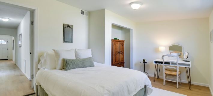 Walk to Ritter Park: Renovated Home Near Marshall! Hotels in Cabell County