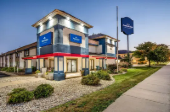 AmericInn by Wyndham Beloit