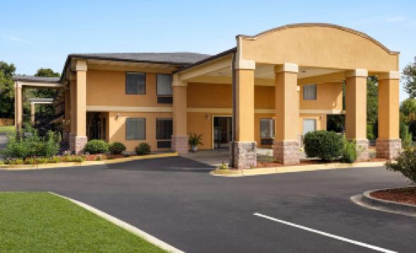 Days Inn by Wyndham Blythewood North Columbia