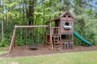 Woodland Hollow