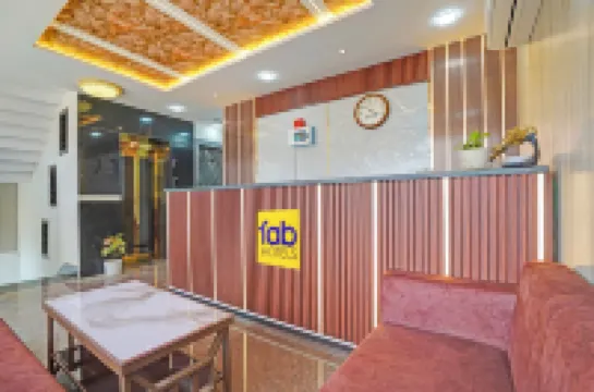 FabHotel the Grand Luxury Stay