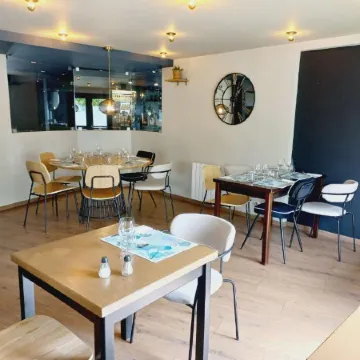 Brit Hotel le Kerotel