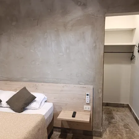 Cozy Guest Room in Asunción's Heart