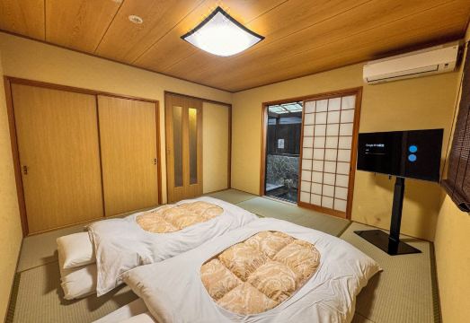 5. 료칸 유후모미지..