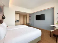 Mercure Serpong Alam Sutera - parking