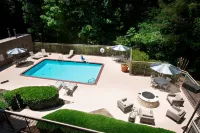 SpringHill Suites Atlanta Alpharetta - Pools