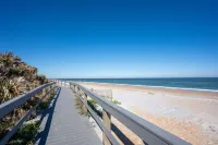 Ocean Front Flagler Beach Sleeps 5 People