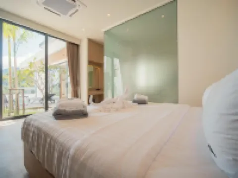 Elegant Aileen 3 Bedroom Pool Villa Naithon