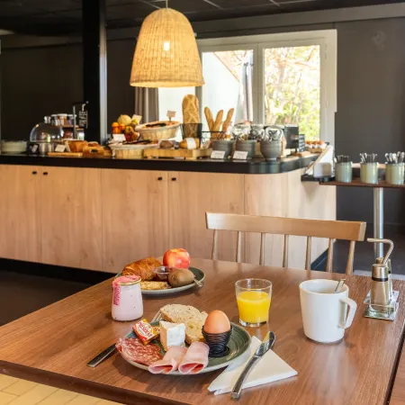 Kyriad Direct Marseille Ouest - Martigues