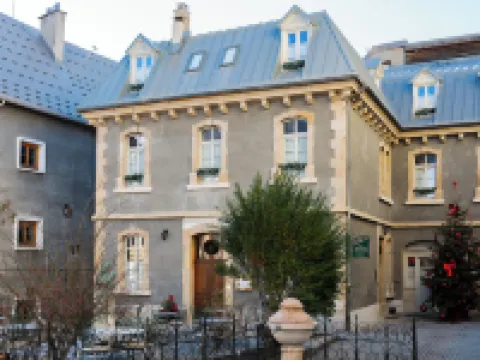 Maison Soyeuse Hotels in Briançon