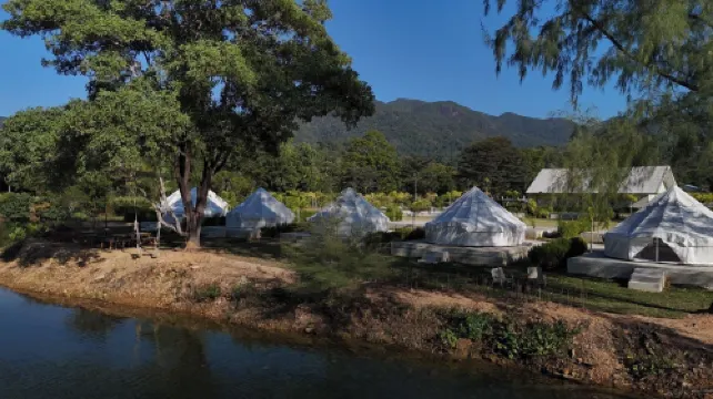 L'camp and cafe' Kohchang