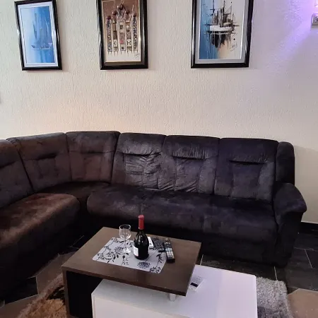 Deluxe 2 Bed Rooms Apartment in Cotonou