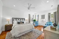 Luxe Fairhope Home w/ Covered Patio: Walk to Bay - spa