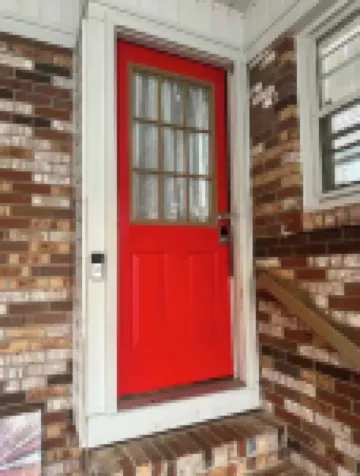 Entire home in quiet neighborhood !! This is a duplex style home!