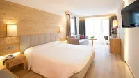 Hotel Europeo Alpine Charme & Wellness - balcony