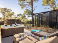 Pinadria Camping Resort Hotels near Archaeological Collection