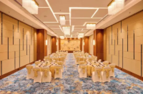 Iris Sarovar Portico Sector 85 Gurgaon โรงแรมในคุร์เคาน์