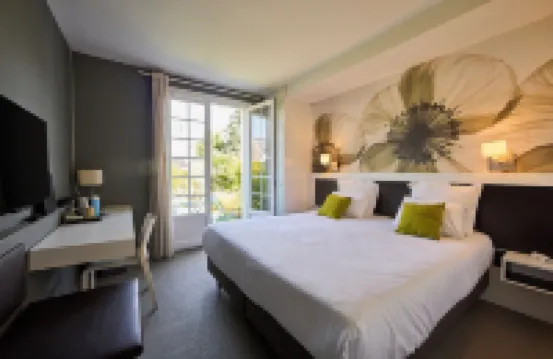 ดิ ออริจินัลส์ โฮเต็ล ลา มาเรโบดิแยร์