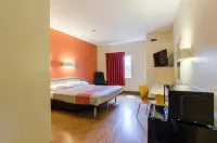 Motel 6 Bristol, VA - 2-Star