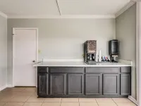 Motel 6 Tupelo, MS - Downtown Hotels in Lee County