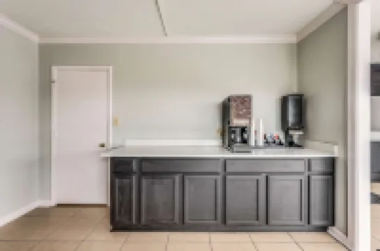 Motel 6 Tupelo, MS - Downtown