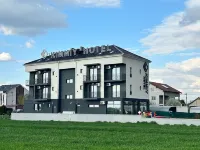 KIMMIY Hotel Hotels in Surcin