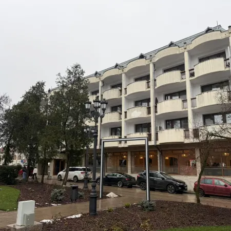 Casa de Oaspeți Sfântul Nicolae Отели в г. Яссы