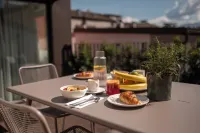 Kuntino Suites - breakfast