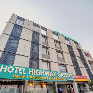 Hotel Highway Greens Near VR Punjab Mall Airport Road Mohali Chandigarh