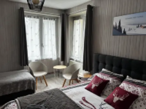 Les Dappes 5-Person Chalet Apartment Rated  les Rousses