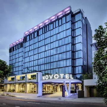 Novotel Brisbane South Bank Отели рядом с достопримечательностью «Открытый развлекательный комплекс Riverstage»