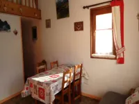 2 Rooms 4 people オッソワのホテル