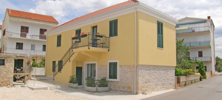 Apartments Mare Hotéis em Primosten