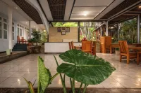 Hotel Bajo