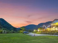 化川帕普里卡黃色旅館 華川郡住宿飯店