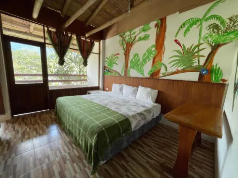 Biohostal Mindo Cloud Forest