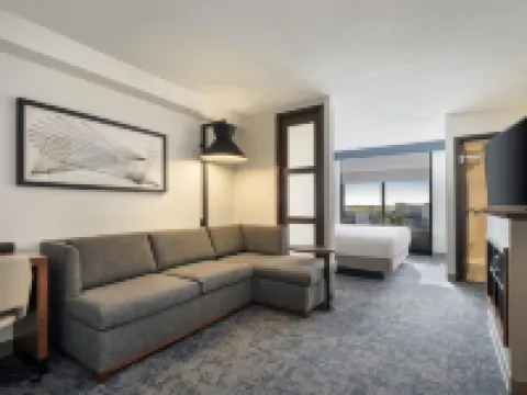 Hyatt Place Lakeland Center