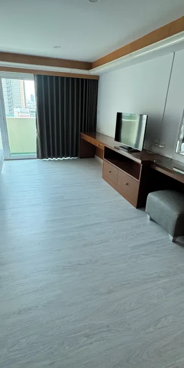 - ห้องสวีทสำหรับครอบครัวแบบสองห้องนอน